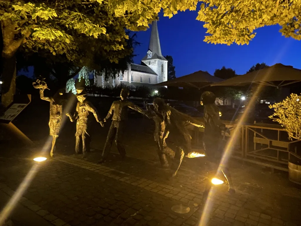 "Le Cramignon", une sculpture qui rappelle le Folklore de la région
