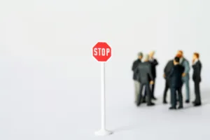L'implantation de services liés au numérique est ouvent cause de blocage
